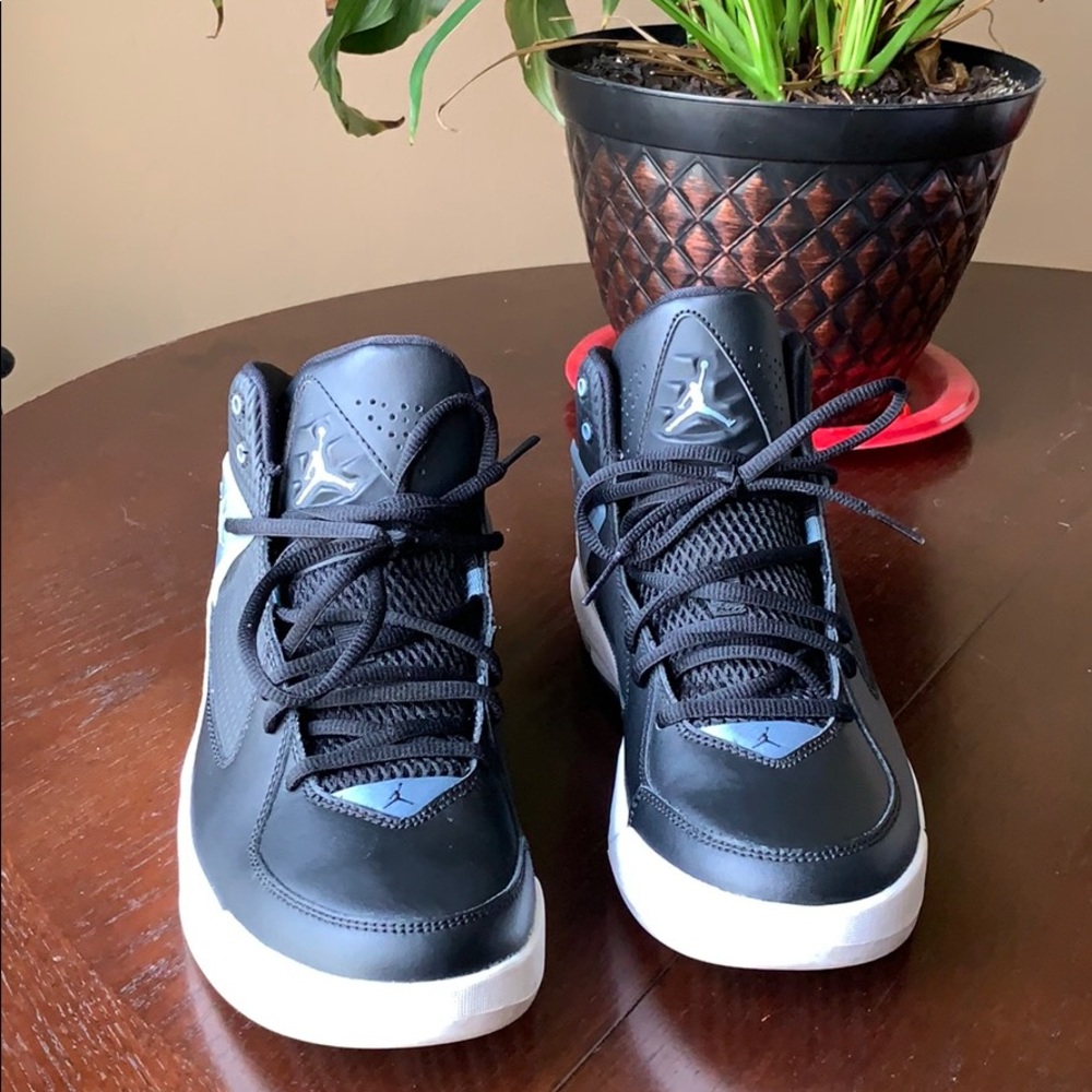 Jordan -Flight - Picture 2 of 6